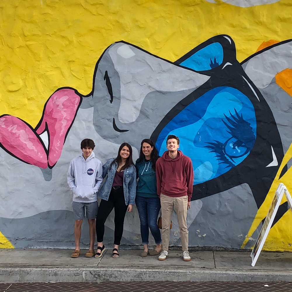 Meet your Posher, Robin